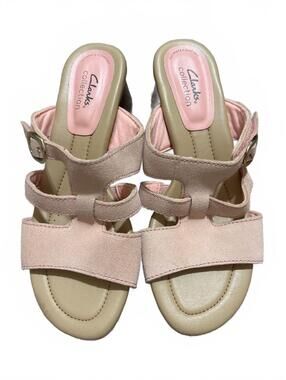 Clarks Collection Women's "Desirae Palm" Peach Suede Heeled Sandals size 6